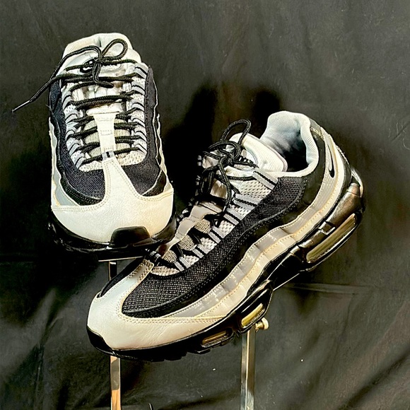 Nike Air Max 95 essentials wolf grey. Size 12. Mens. Grey/Black. Good condition - Picture 1 of 5
